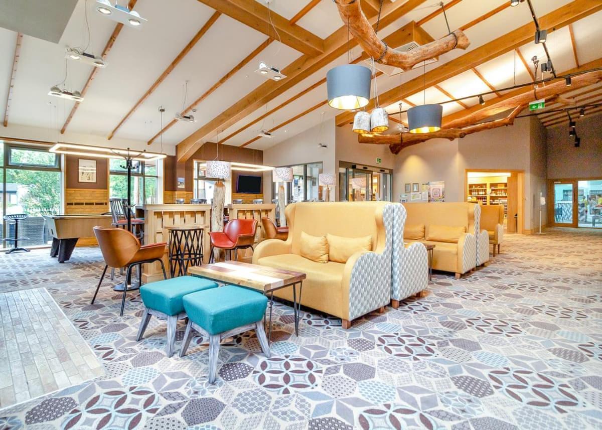 Norfolk Woods Resort And Spa Narborough  ภายนอก รูปภาพ